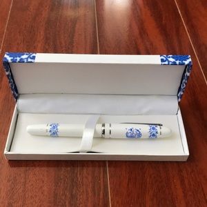Porcelain Pen